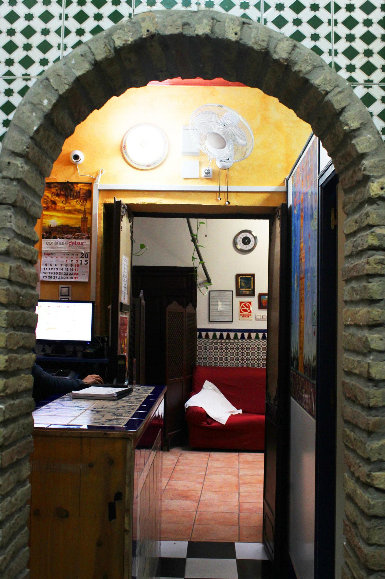 Lisdos Hotel